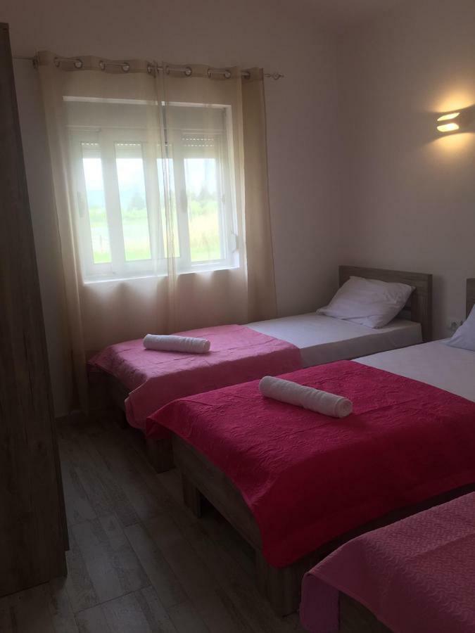 Helena'S Sweet Home Ulcinj Luaran gambar
