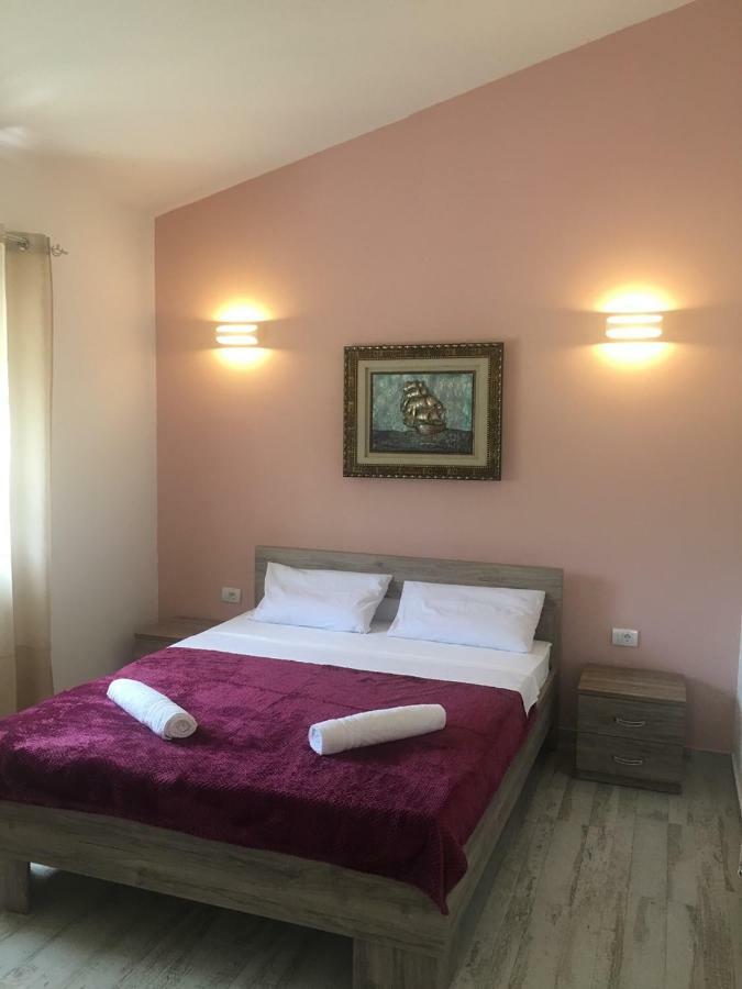 Helena'S Sweet Home Ulcinj Luaran gambar
